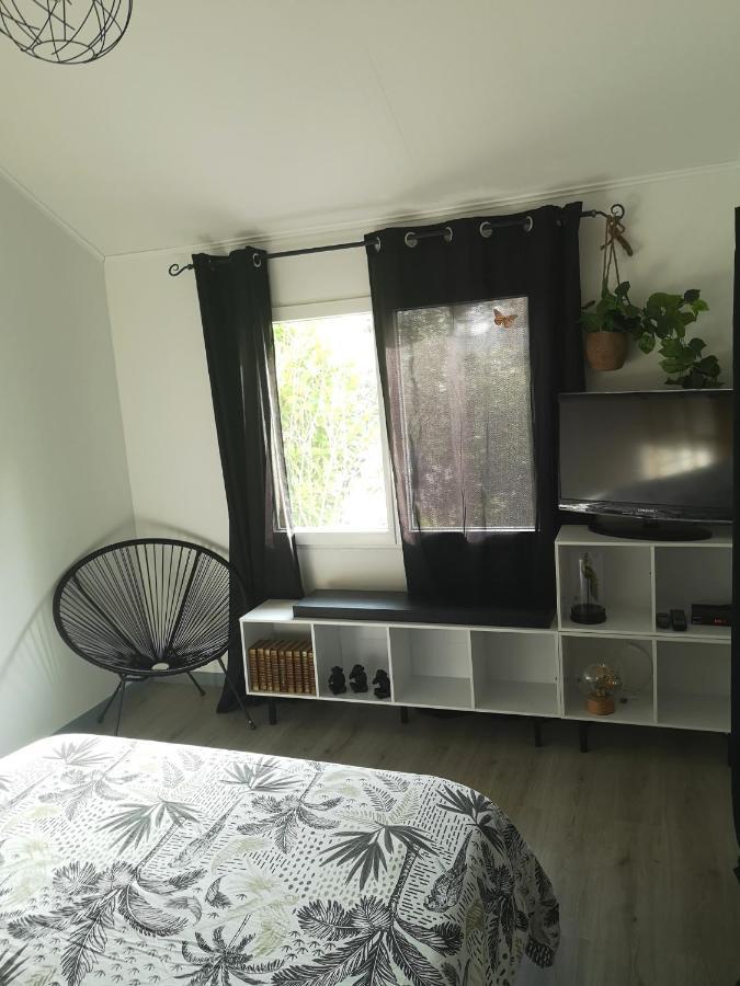 La Guirosse Apartment Sainte-Eulalie-en-Born Bagian luar foto